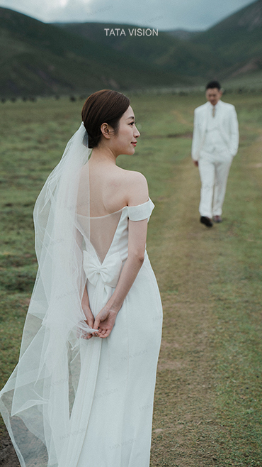 青海婚纱照 旅拍婚纱照 青海旅拍 青海婚纱照摄影 婚纱照摄影 纪实婚纱照 婚纱照旅拍推荐 电影感婚纱照